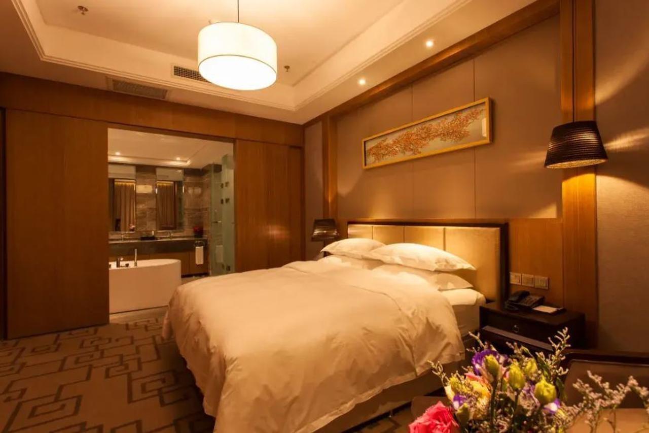 Weihai Guihe Siji Hotel Экстерьер фото